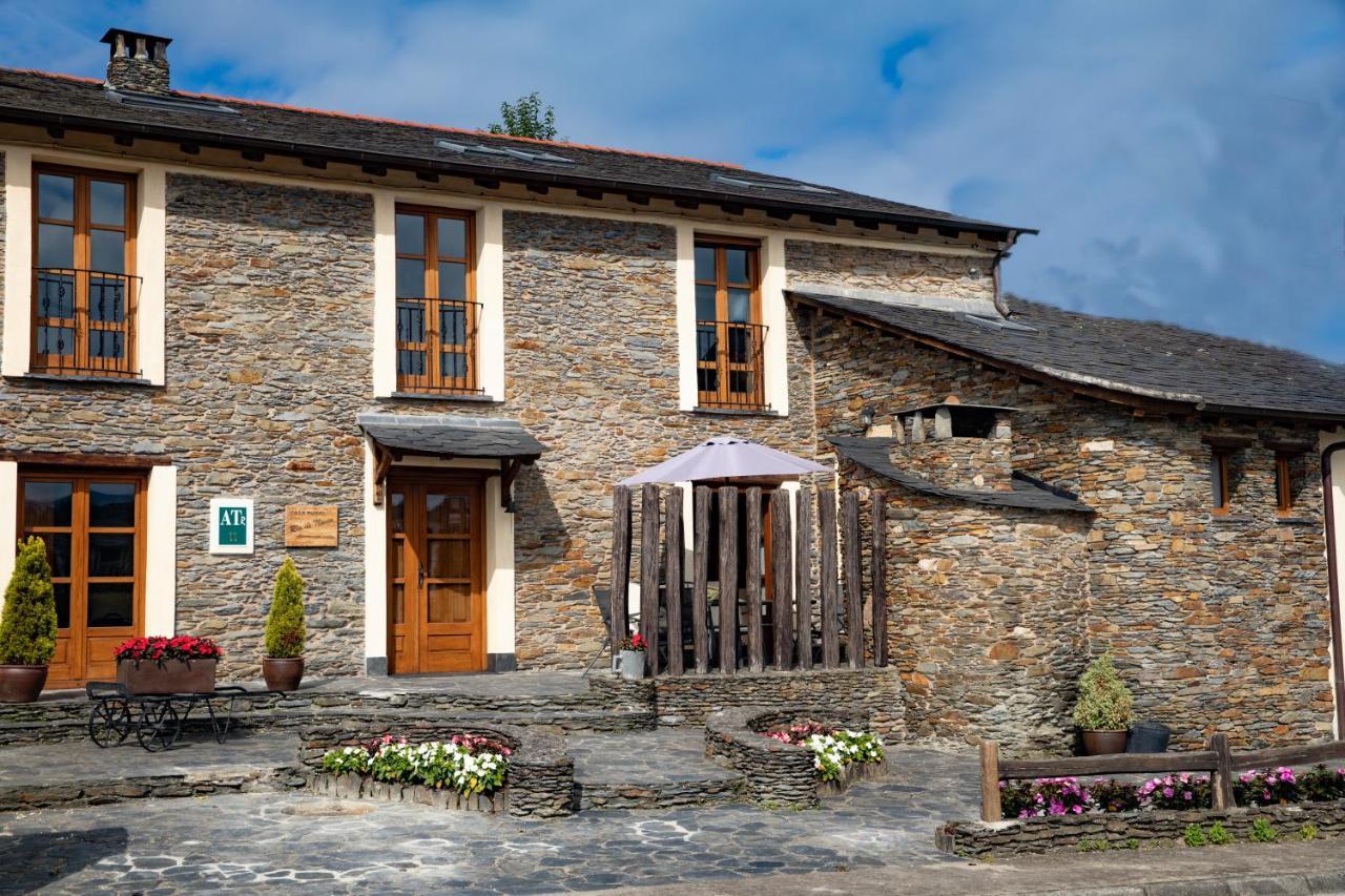 Casa Ria De Navia Guest House Exterior photo
