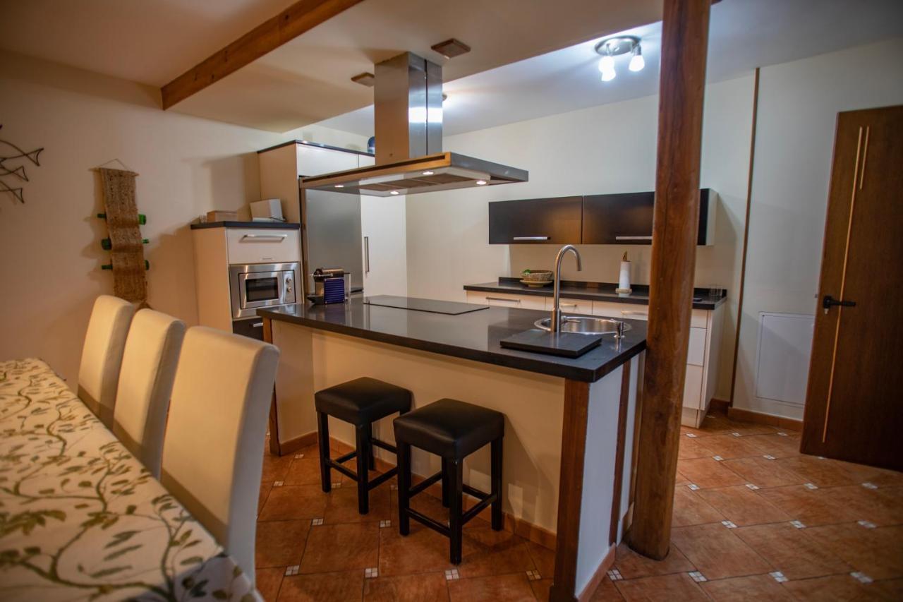 Casa Ria De Navia Guest House Exterior photo